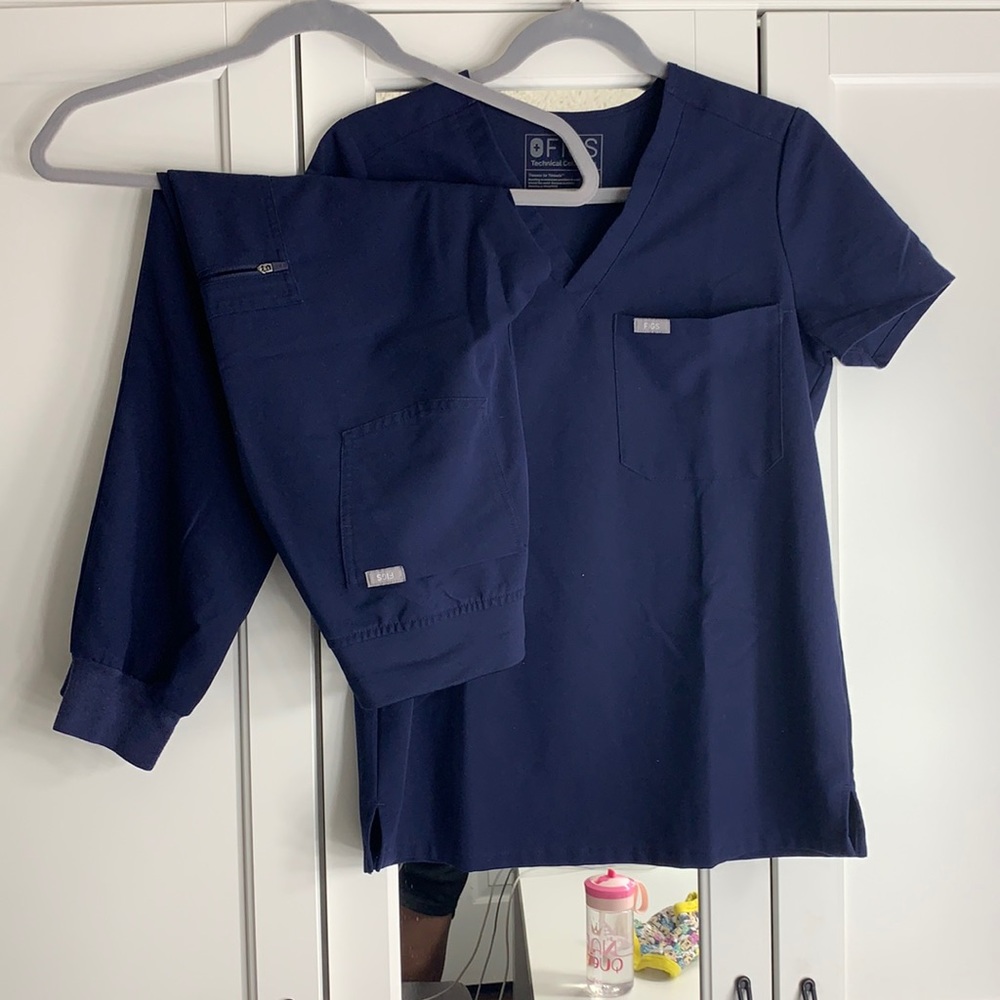 Figs Scrubs Set (PETITE)